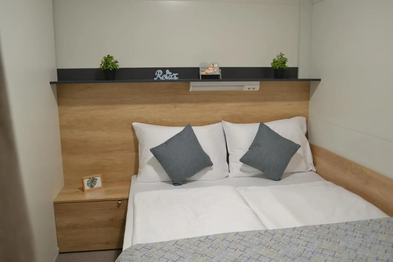 Innova Travelvir Mobhome Olive Shade Sveti Petar