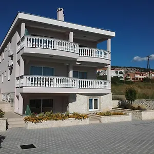  Apartman Cirjak